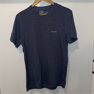 Columbia T-shirt Gray size M 